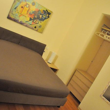 B&B Al Canto Del Cavour 피스토이아 외부 사진