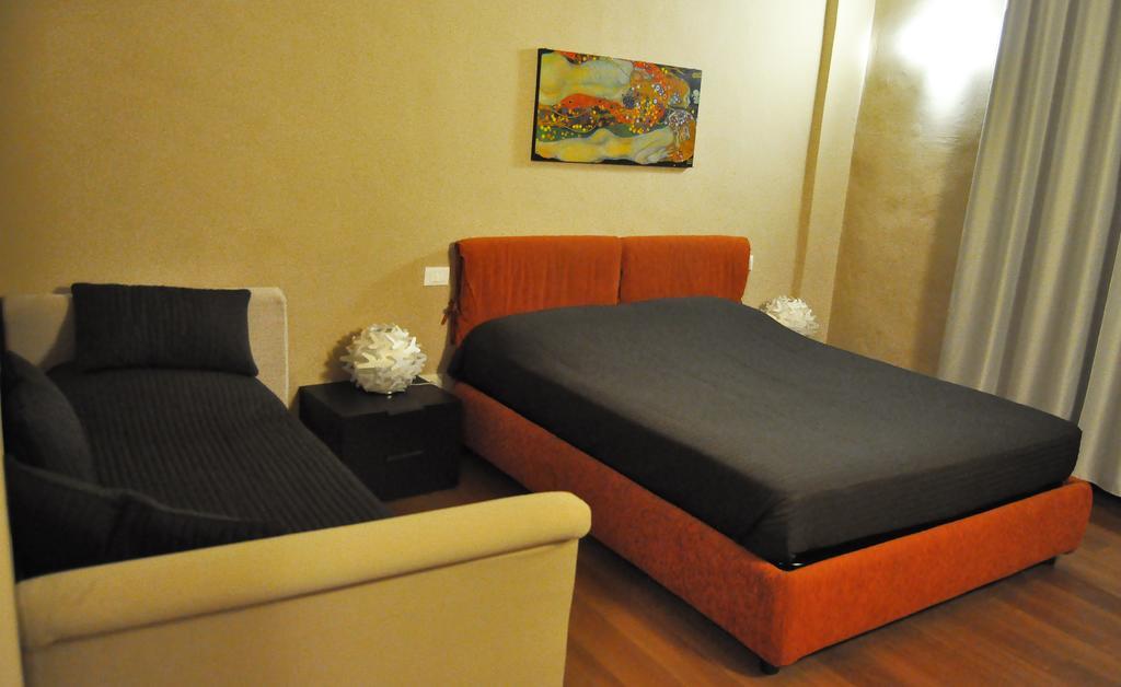 B&B Al Canto Del Cavour 피스토이아 객실 사진